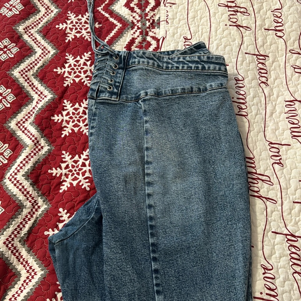 Arula Flair Leg Jeans